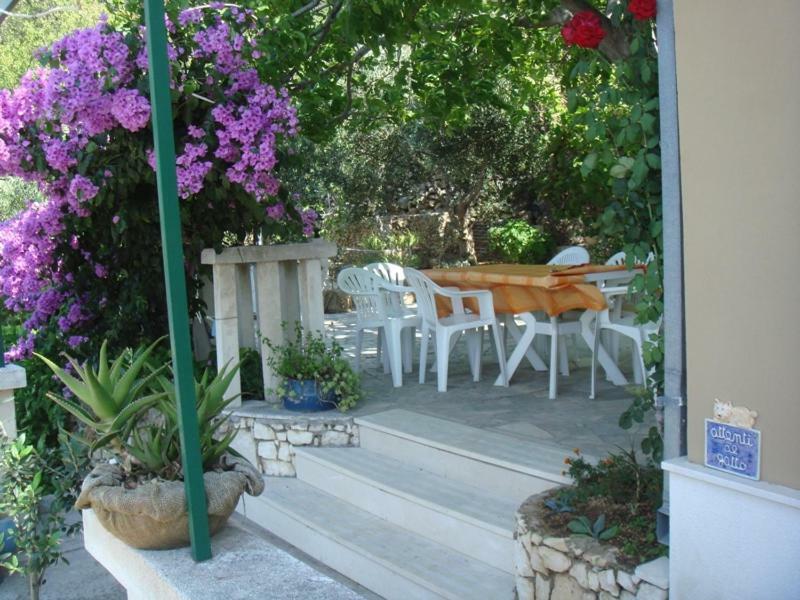 Holiday Home Sunce Pisak Kültér fotó